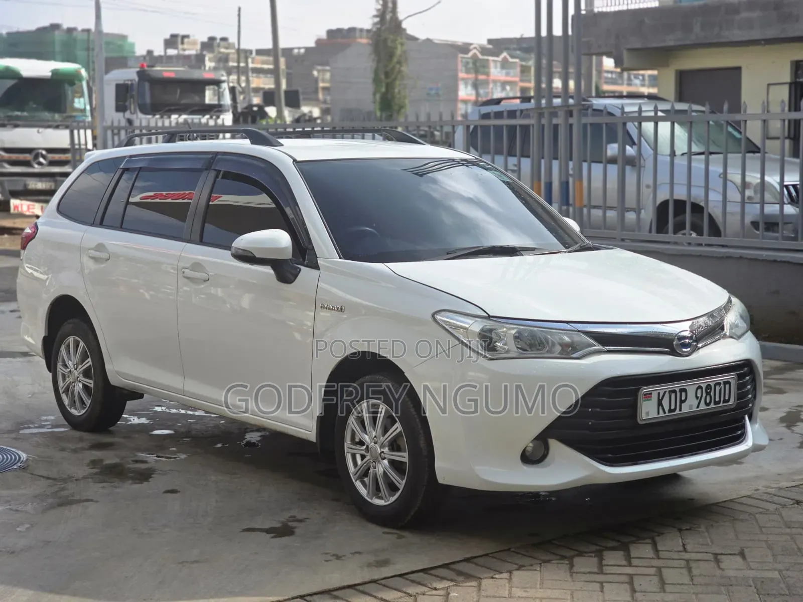 Toyota Corolla Fielder 2016 Pearl