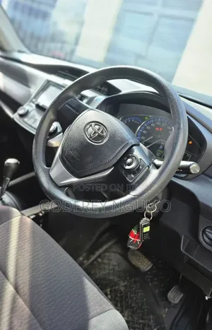 Toyota Corolla Fielder 2016 Pearl