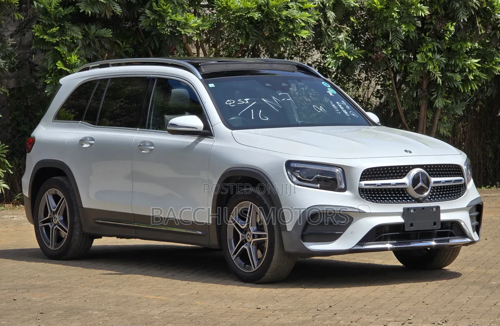 Mercedes-Benz GLB-Class 2020 White