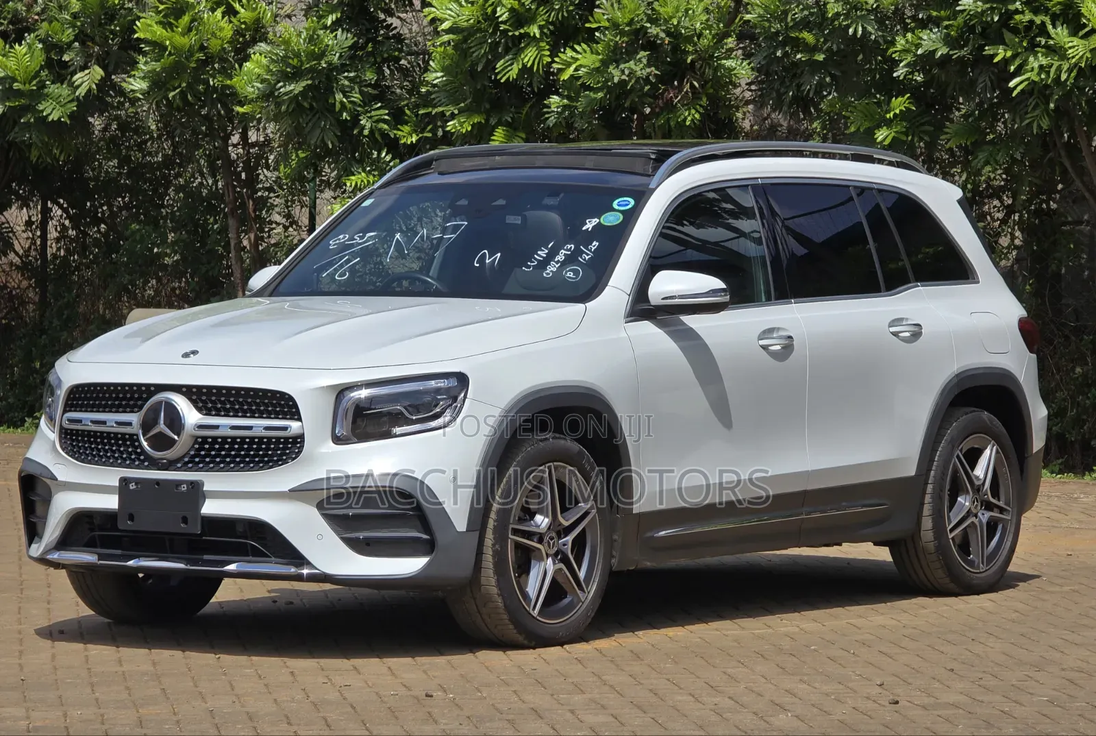 Mercedes-Benz GLB-Class 2020 White