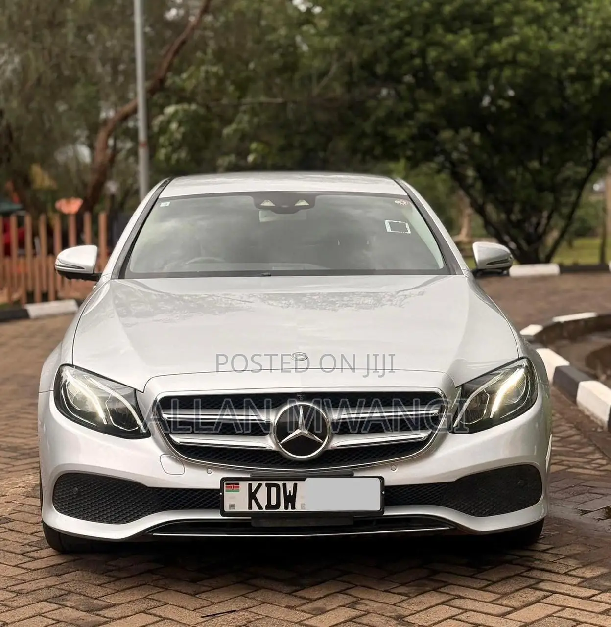 Mercedes-Benz E200 2018 Silver