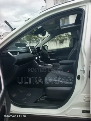 Toyota RAV4 2020 White
