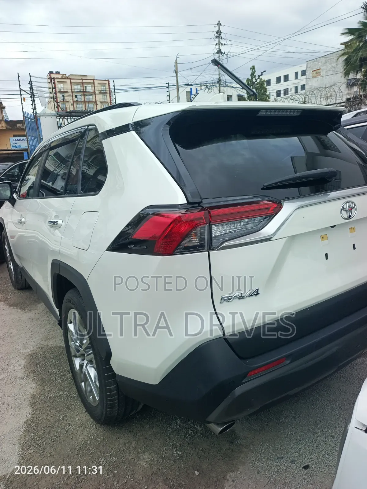 Toyota RAV4 2020 White