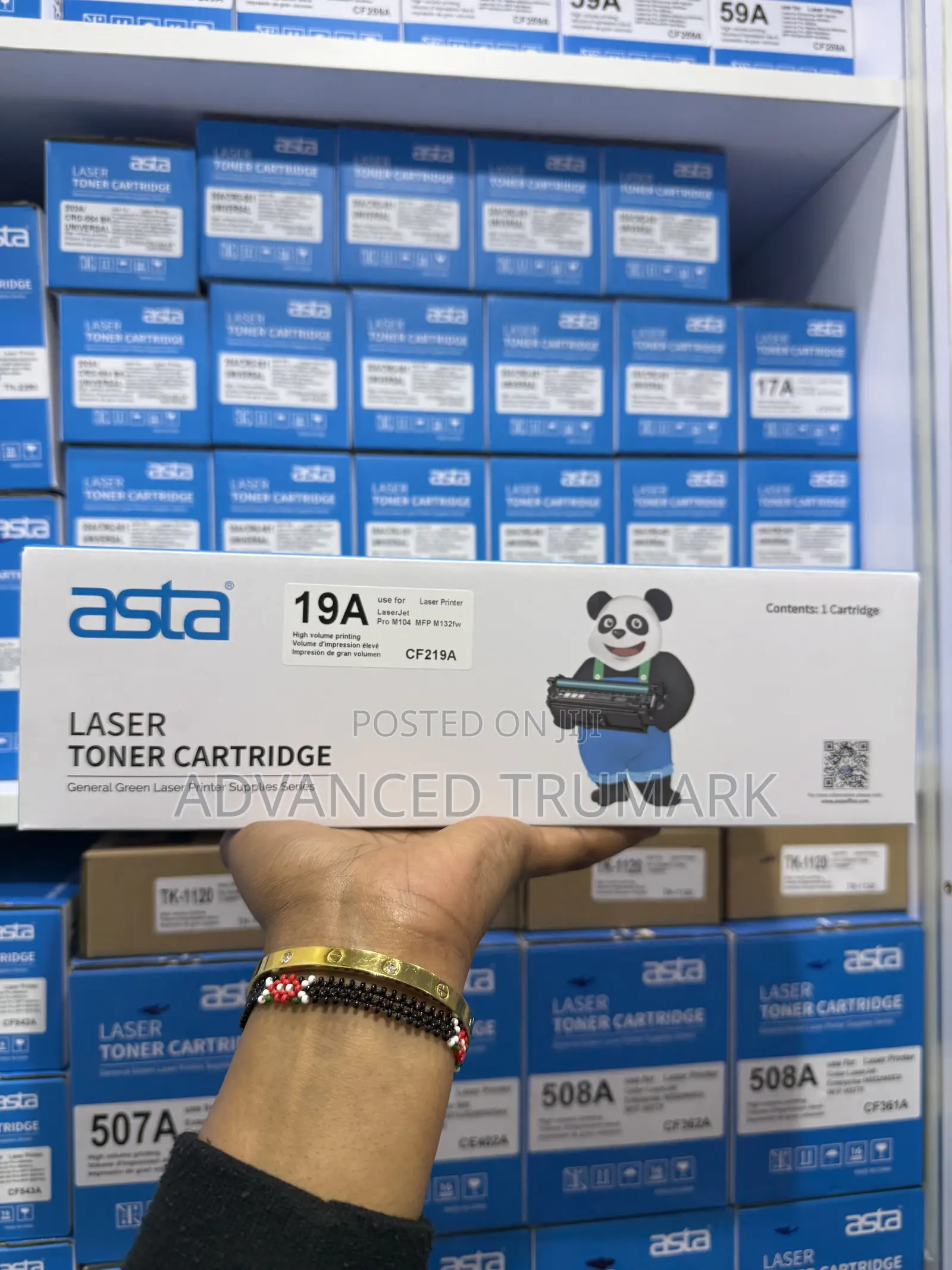 19a Asta Toner