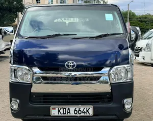 Toyota HiAce 2014 Blue