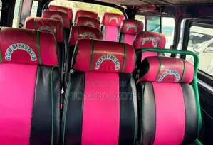Toyota HiAce 2014 Blue