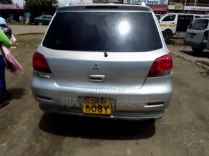 Mitsubishi Airtrek 2005 Gray