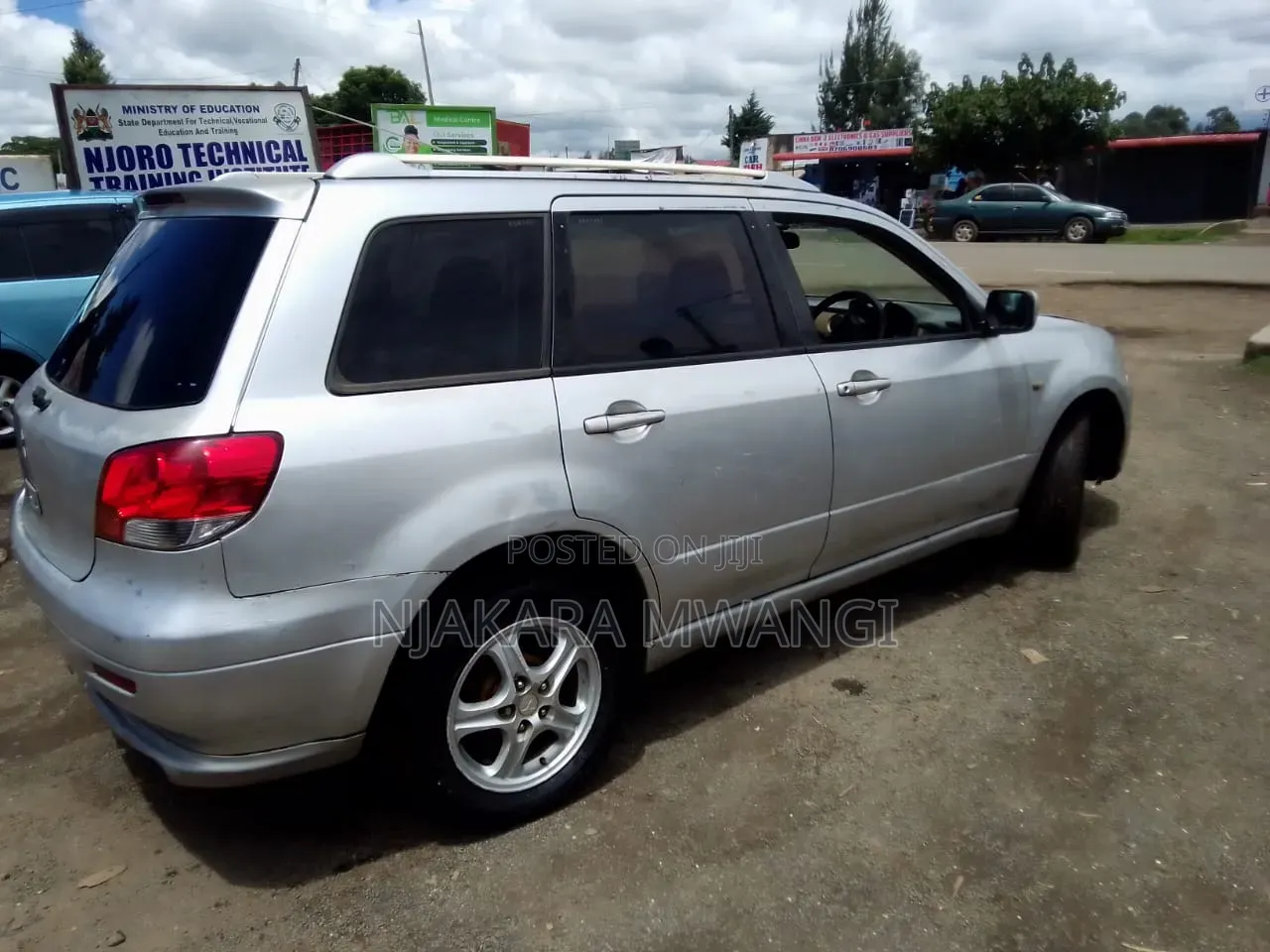 Mitsubishi Airtrek 2005 Gray
