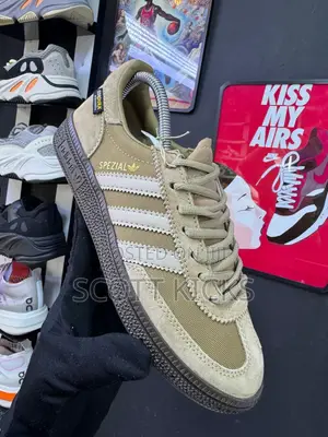 Adidas Handball Spezial 'Cardboard’.