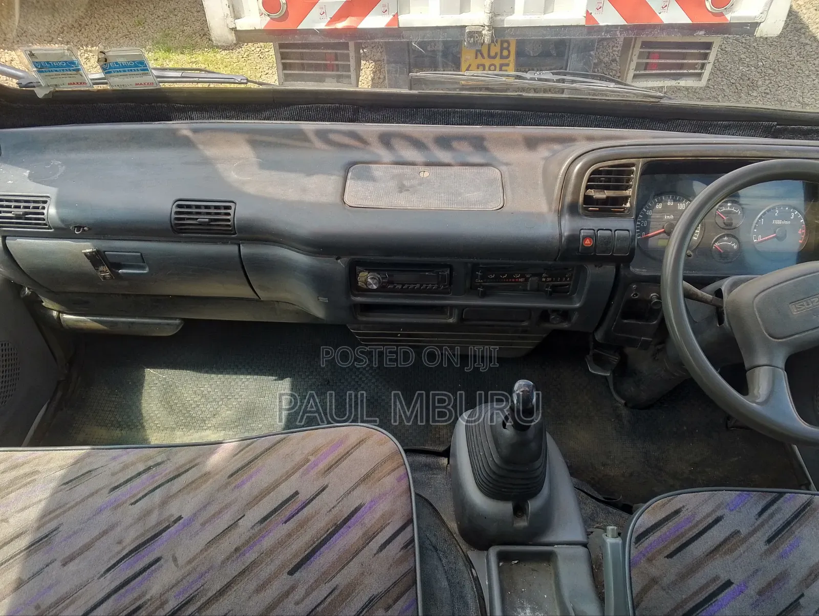 Isuzu NQR 2014 White