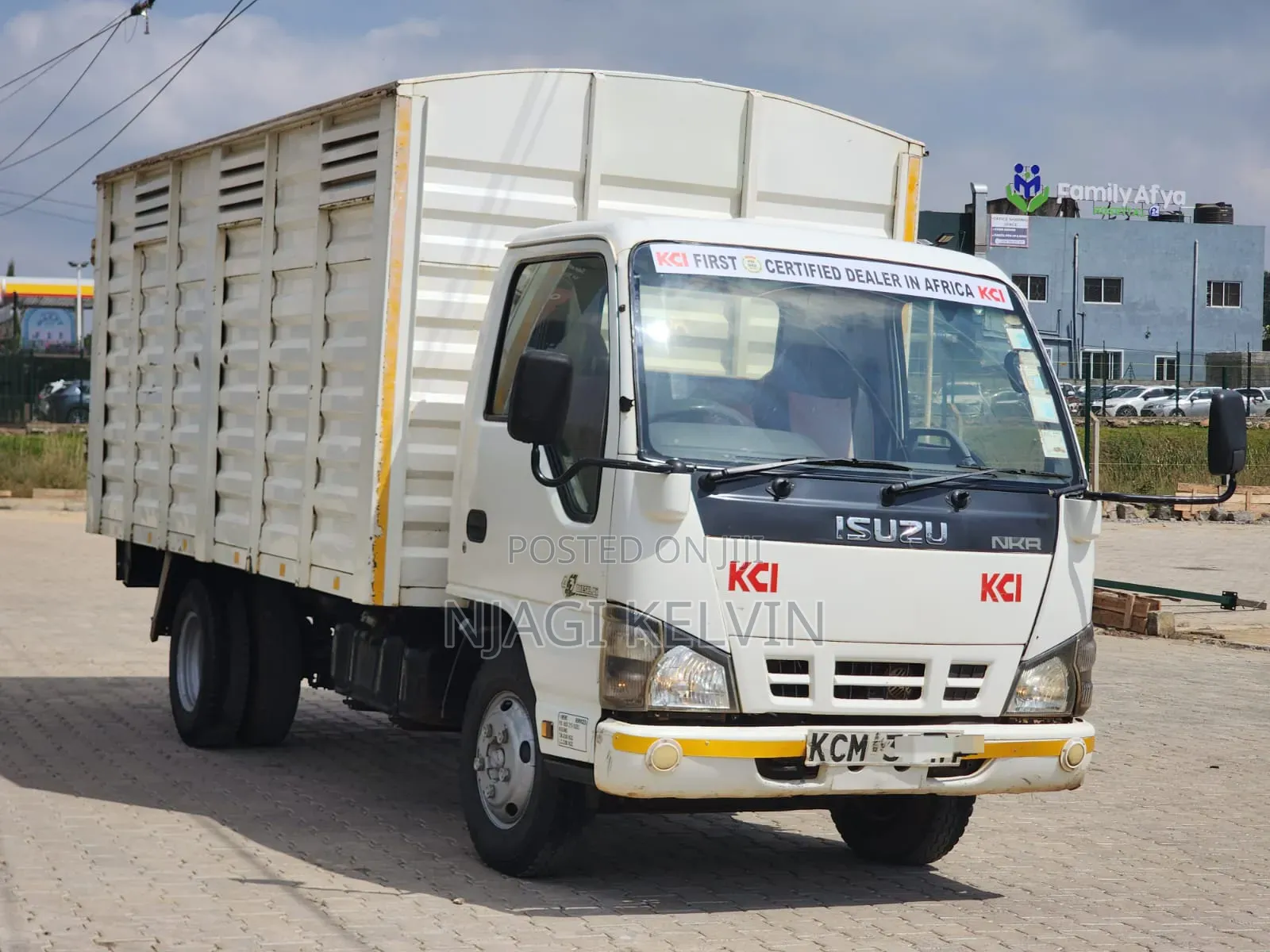 Year 2017 Isuzu Nkr