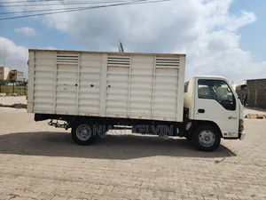 Year 2017 Isuzu Nkr