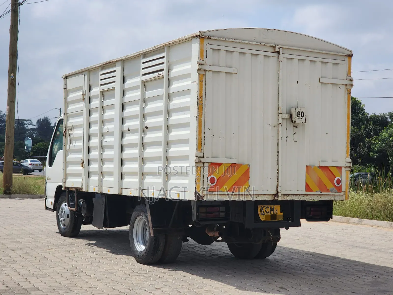 Year 2017 Isuzu Nkr