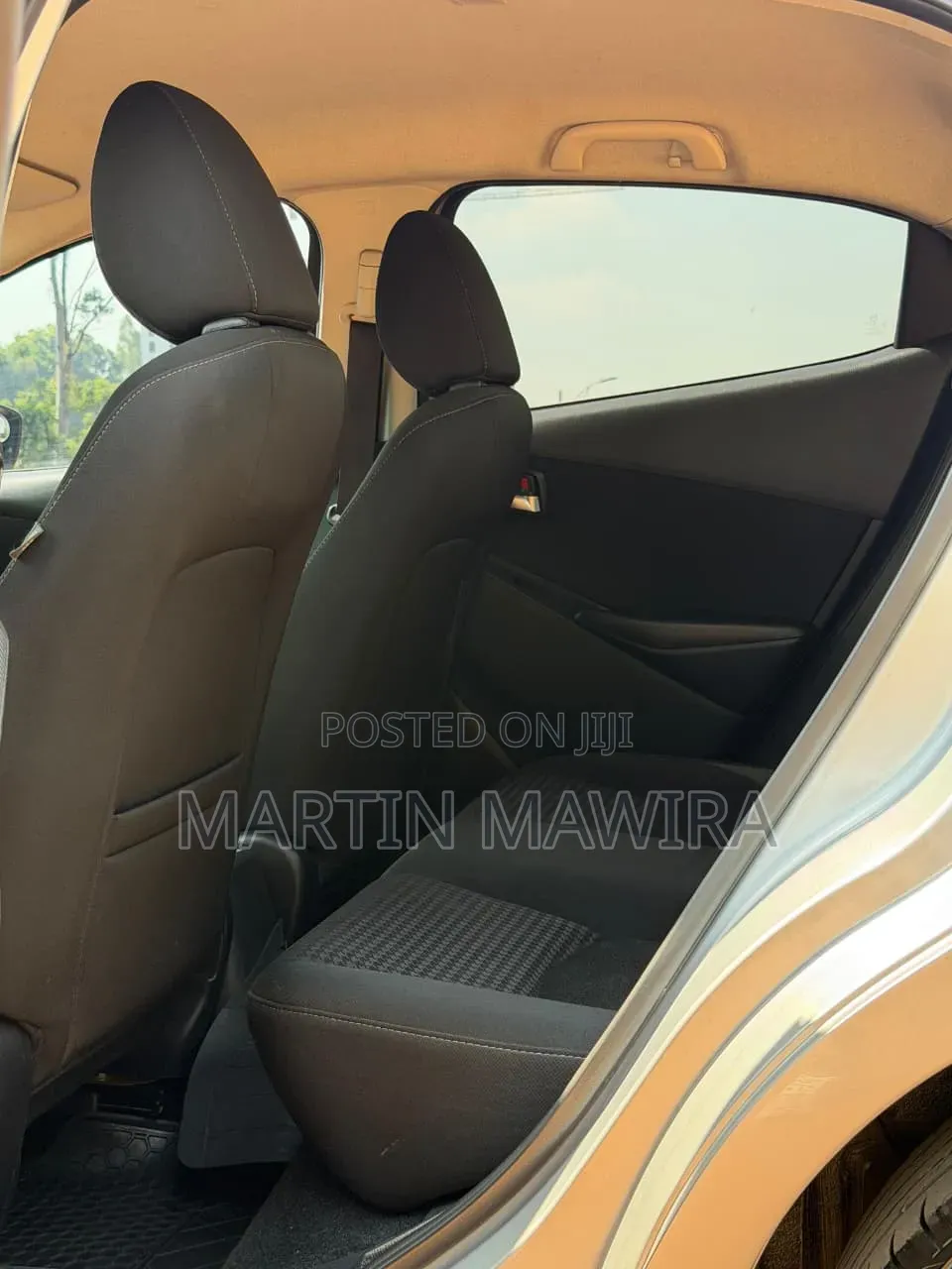 Mazda Demio 2017 Silver