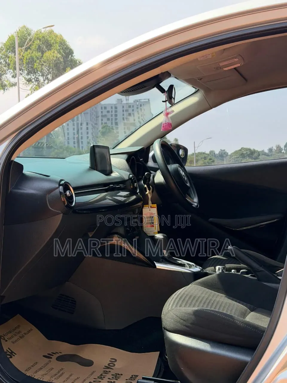 Mazda Demio 2017 Silver