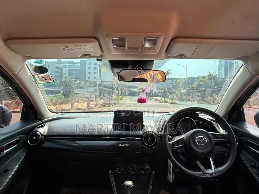 Mazda Demio 2017 Silver