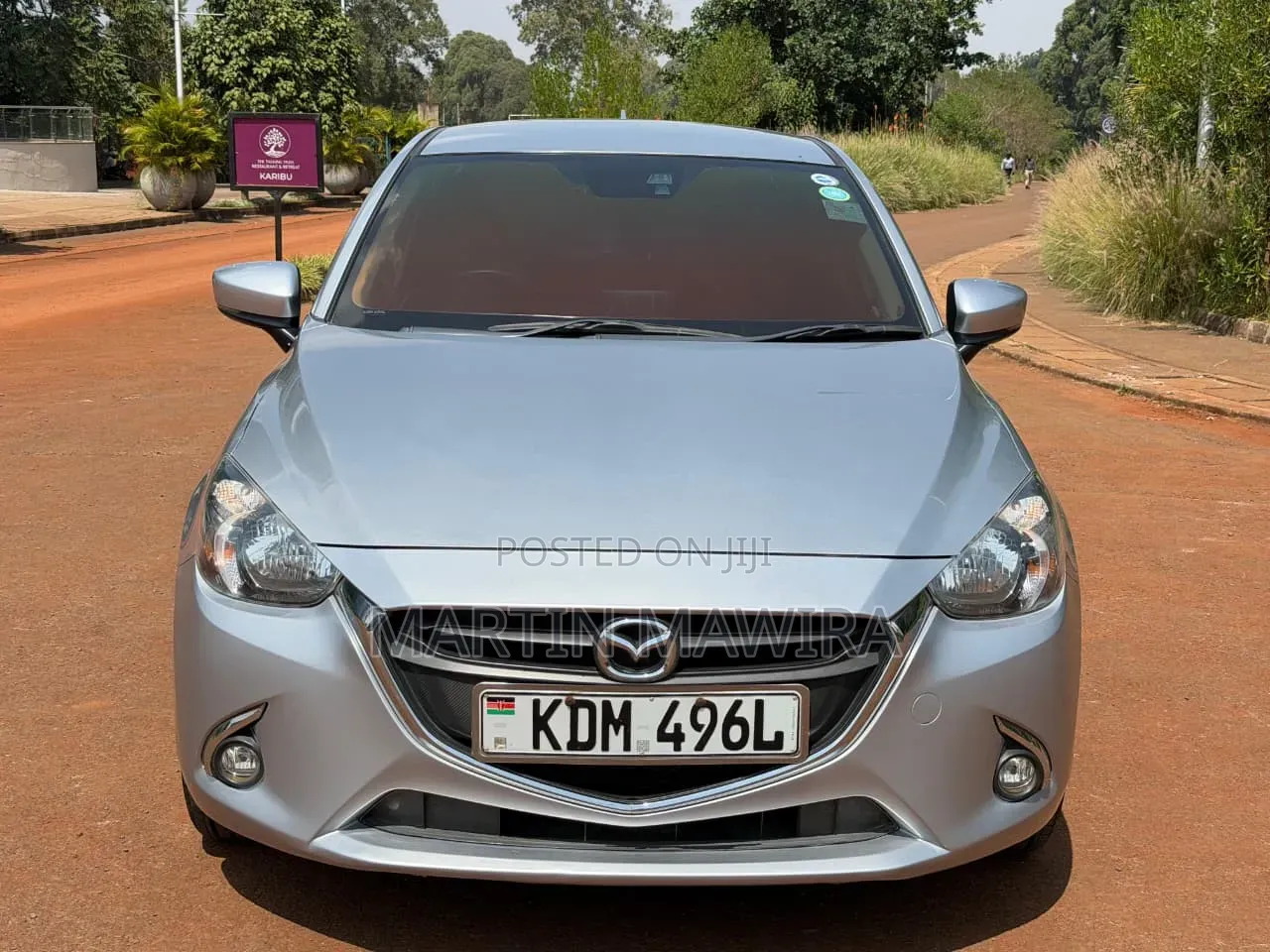 Mazda Demio 2017 Silver