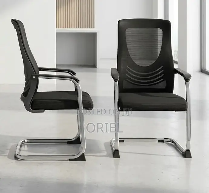 Office Chair : Breathable Black Mesh Office Visitor Waiting Chair