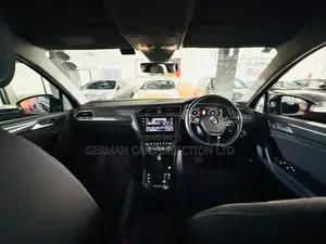 Volkswagen Tiguan 2019 Blue