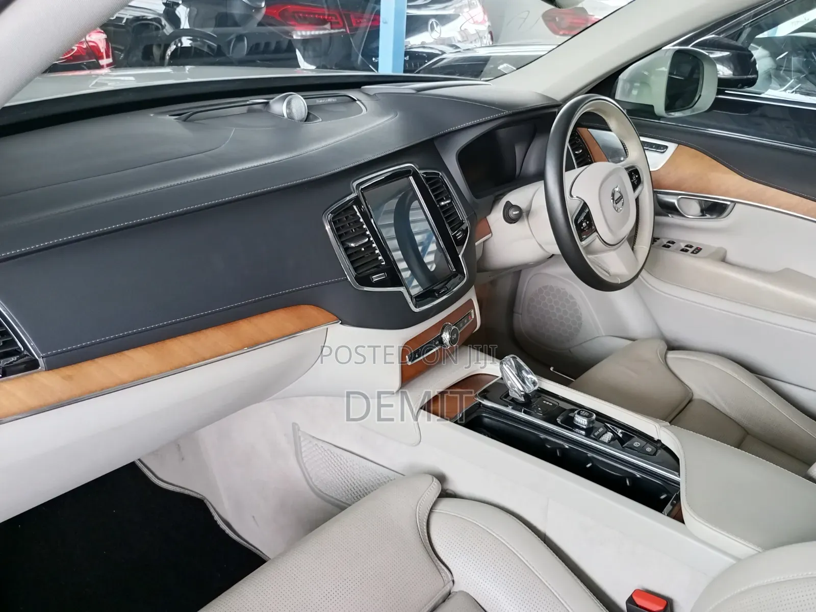 Volvo XC90 2019 White
