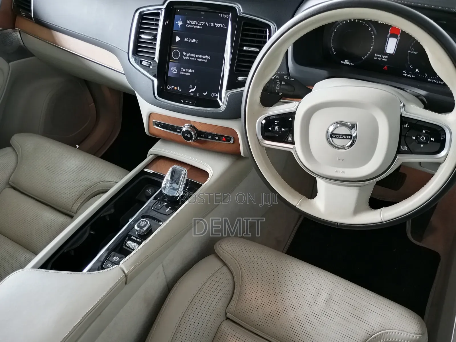 Volvo XC90 2019 White
