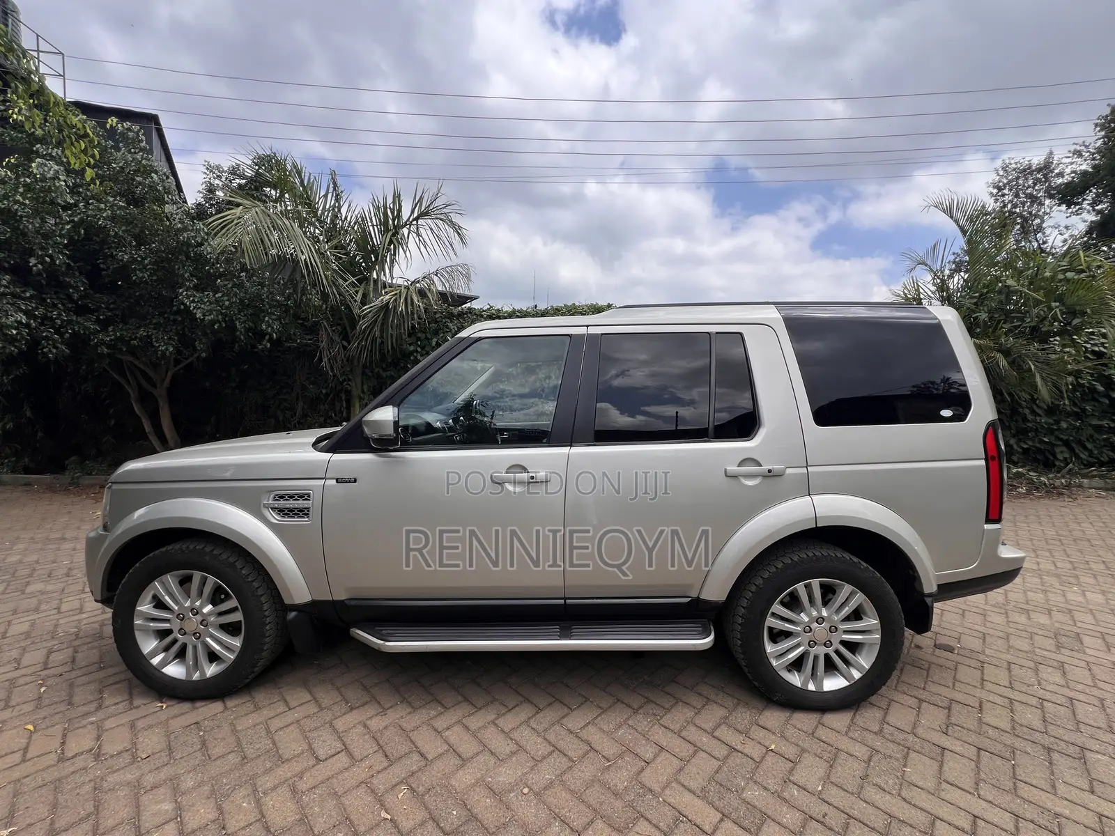 Land Rover Discovery 2014 Gold