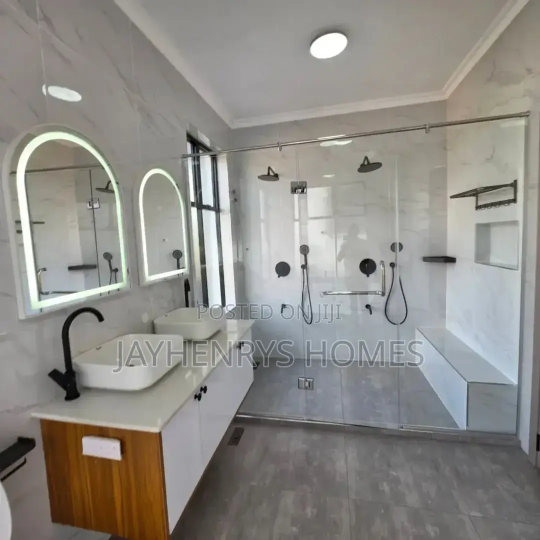 5bdrm House in Kwa Kairu for sale