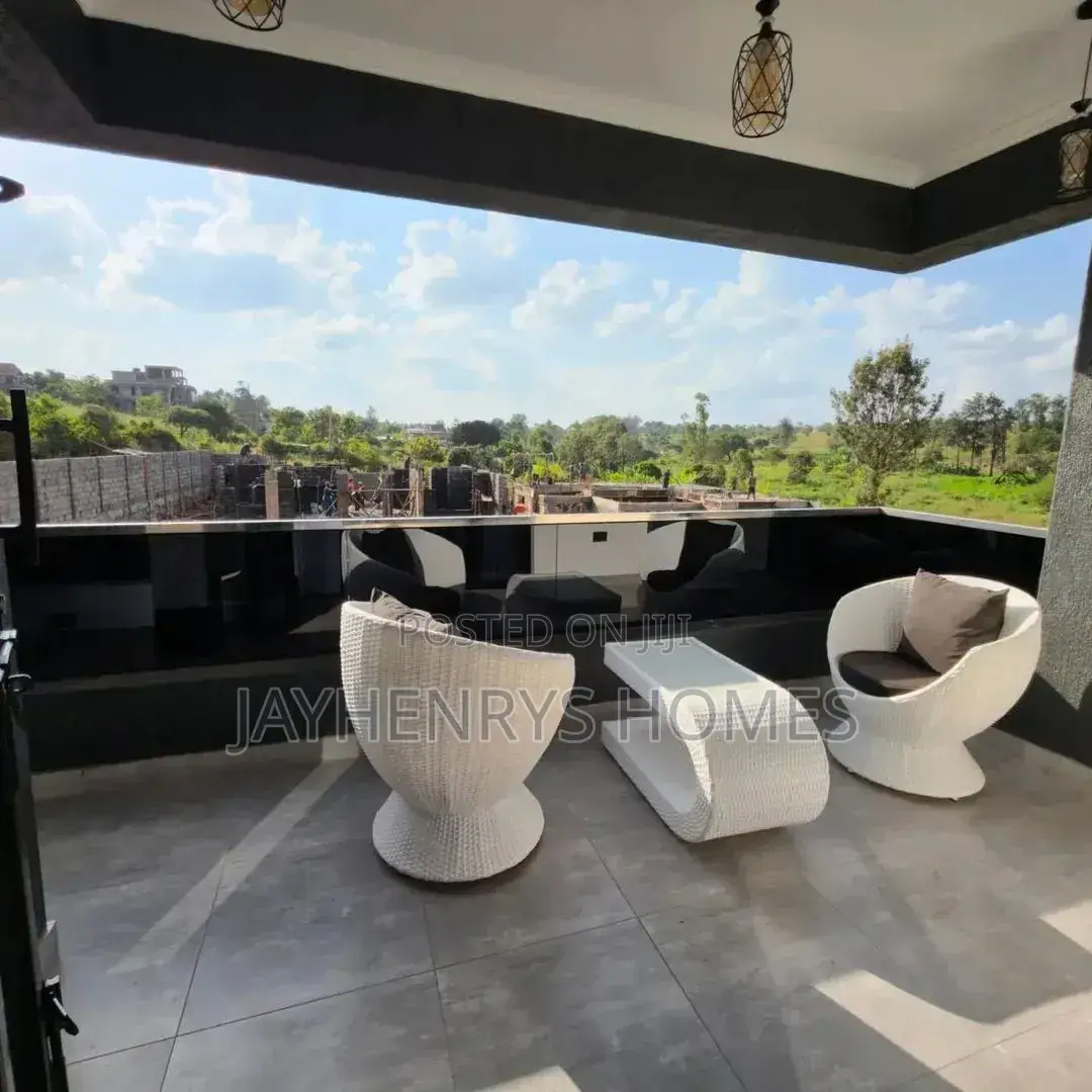 5bdrm House in Kwa Kairu for sale