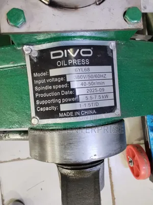 Oil Extractor/ Oil Press Machine