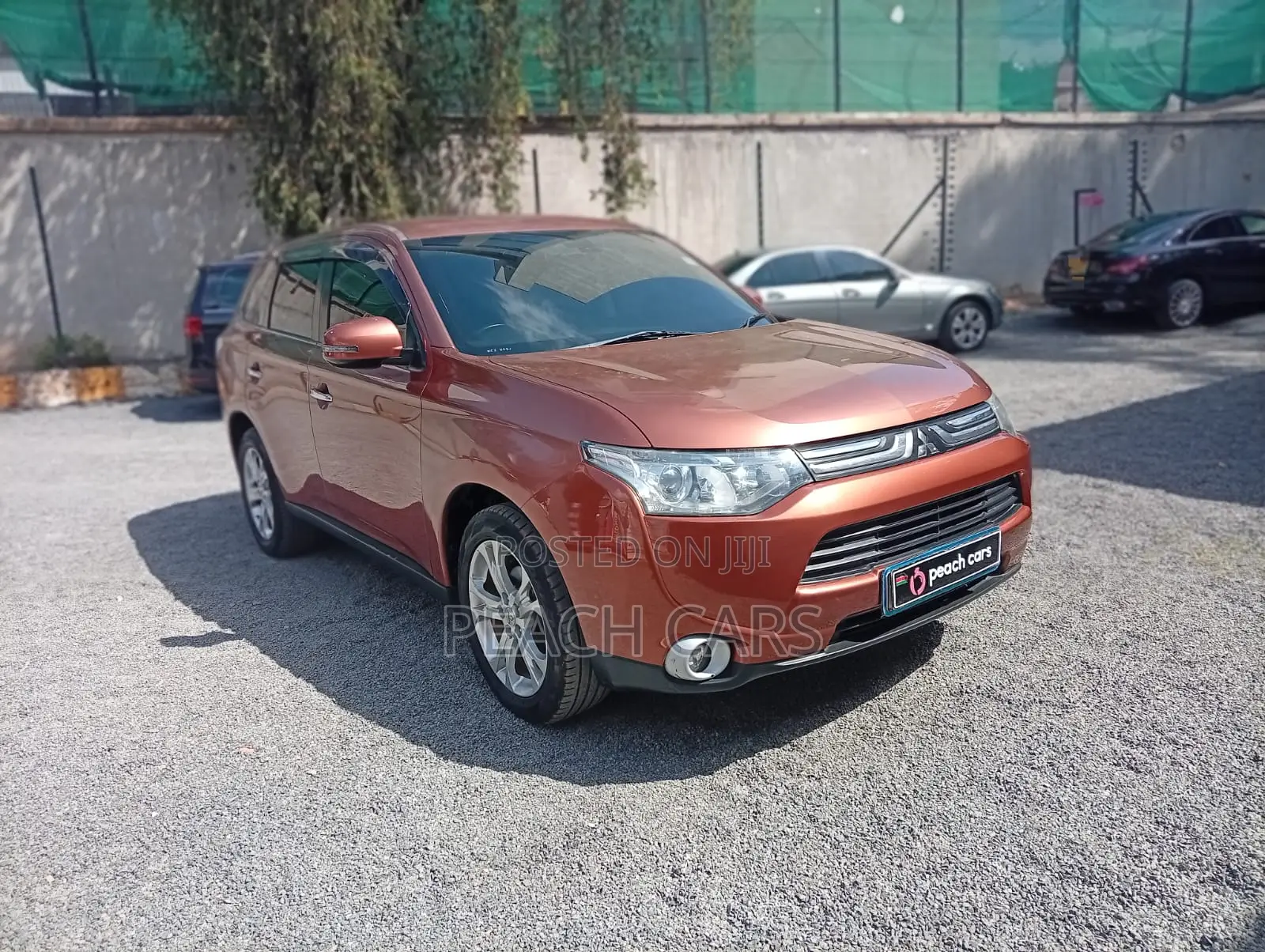 Mitsubishi Outlander 2013 Orange