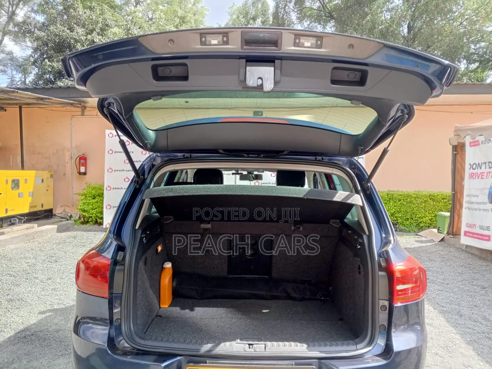 Volkswagen Tiguan 2012 Blue