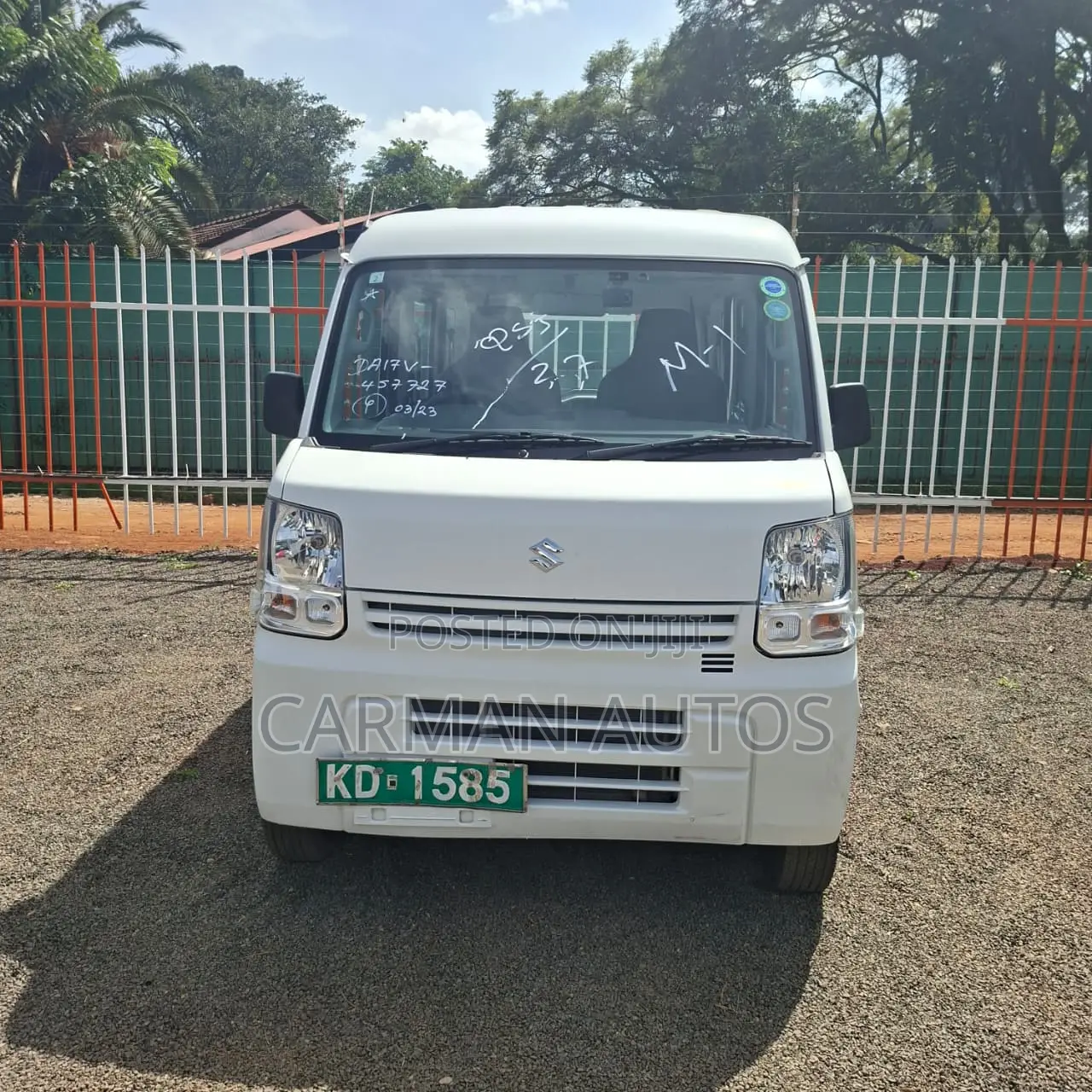Suzuki Every 2019 White