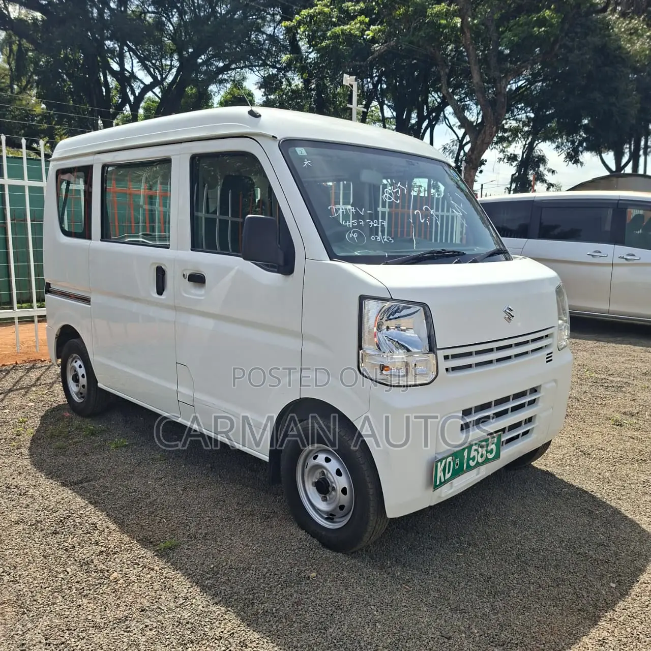 Suzuki Every 2019 White