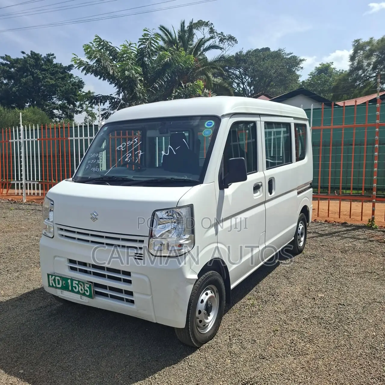Suzuki Every 2019 White