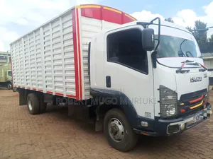 Isuzu FRR 90 Slay Queen
