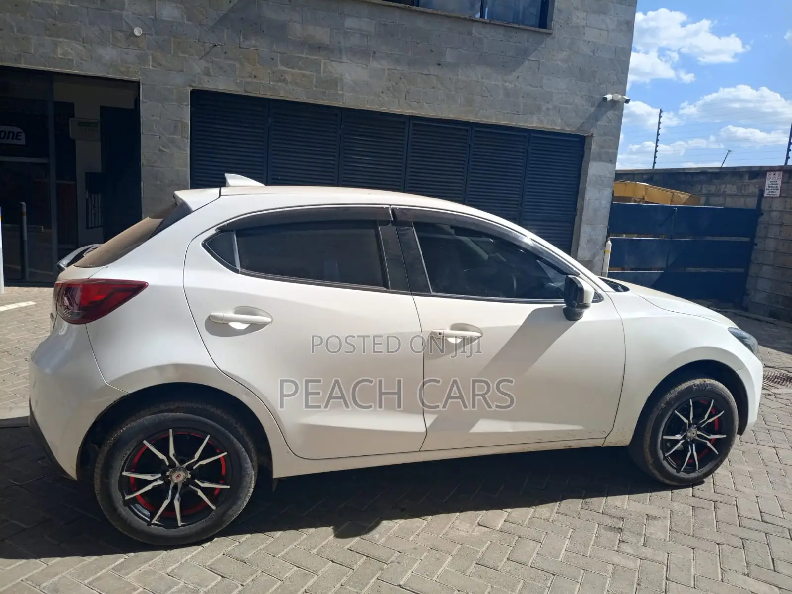 Mazda Demio 2018 White