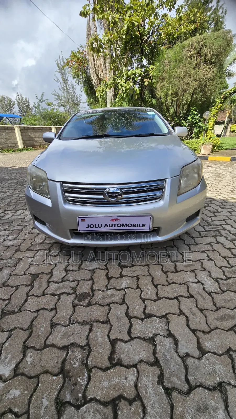 Toyota Axio 2012 Silver