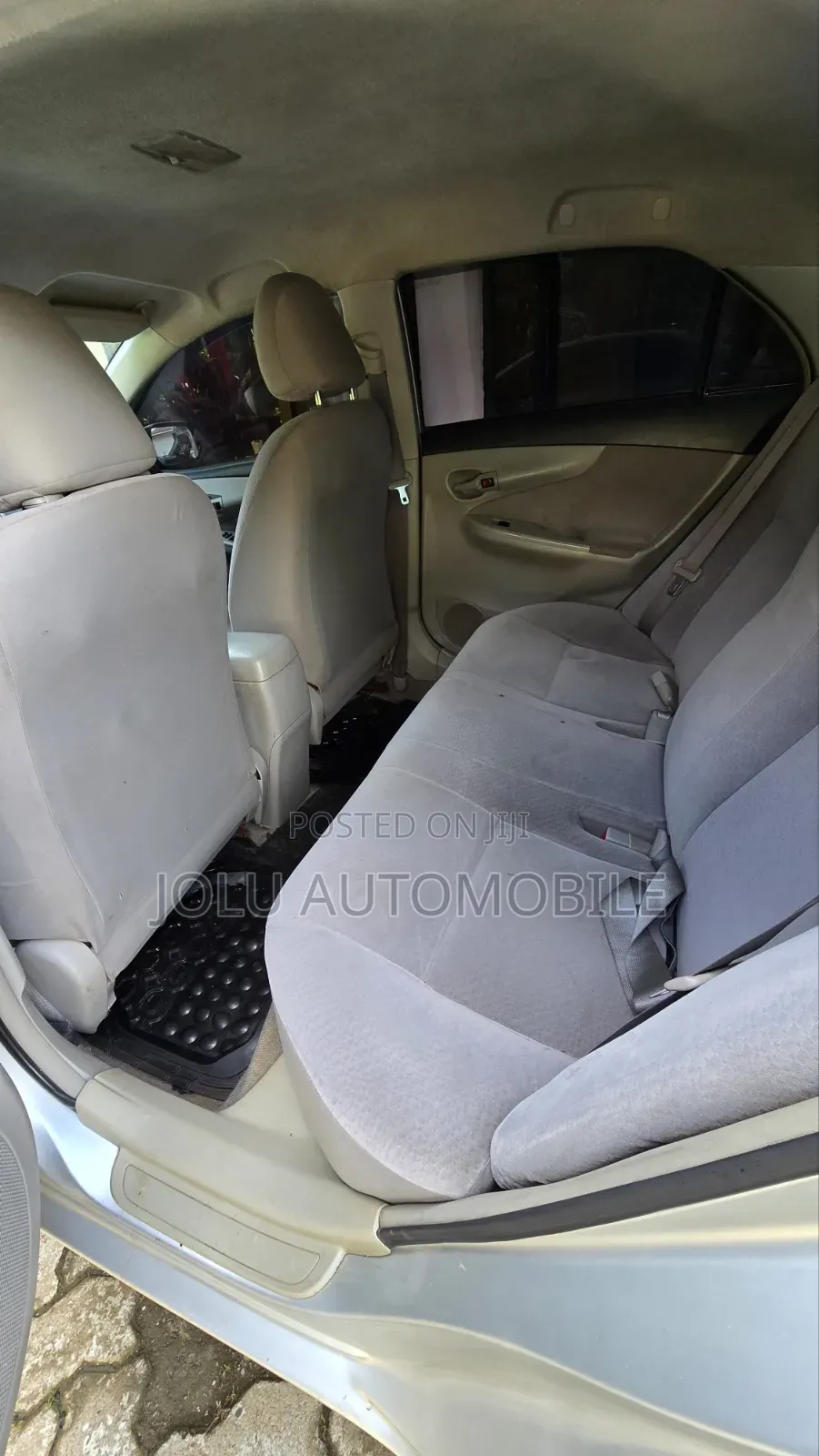 Toyota Axio 2012 Silver