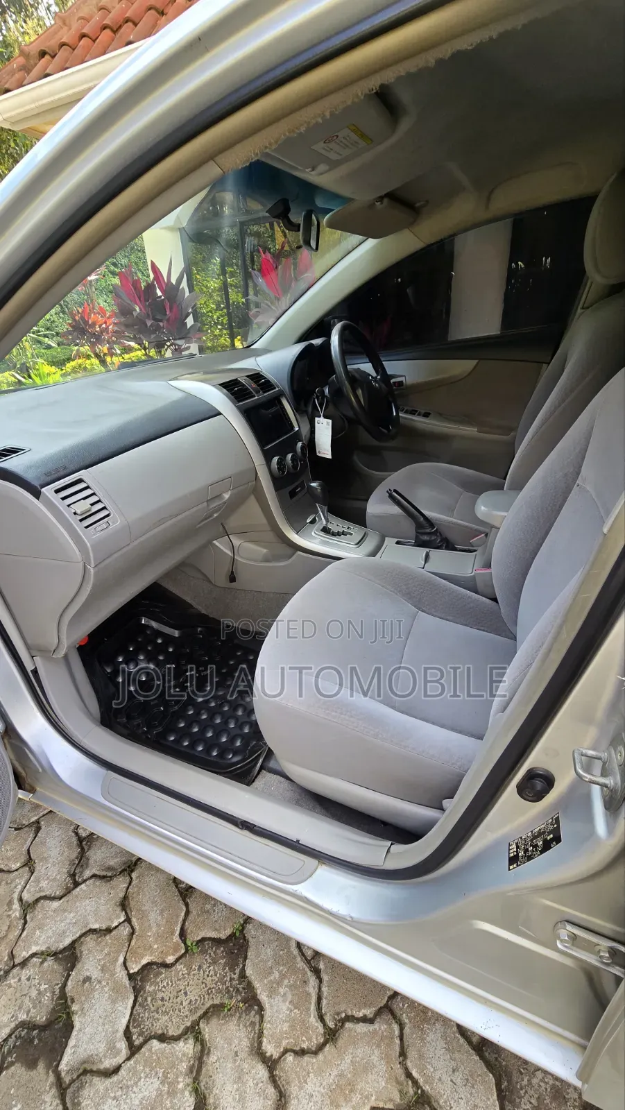 Toyota Axio 2012 Silver