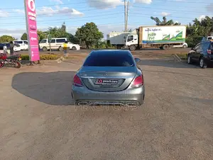 Mercedes-Benz C200 2018 Gray