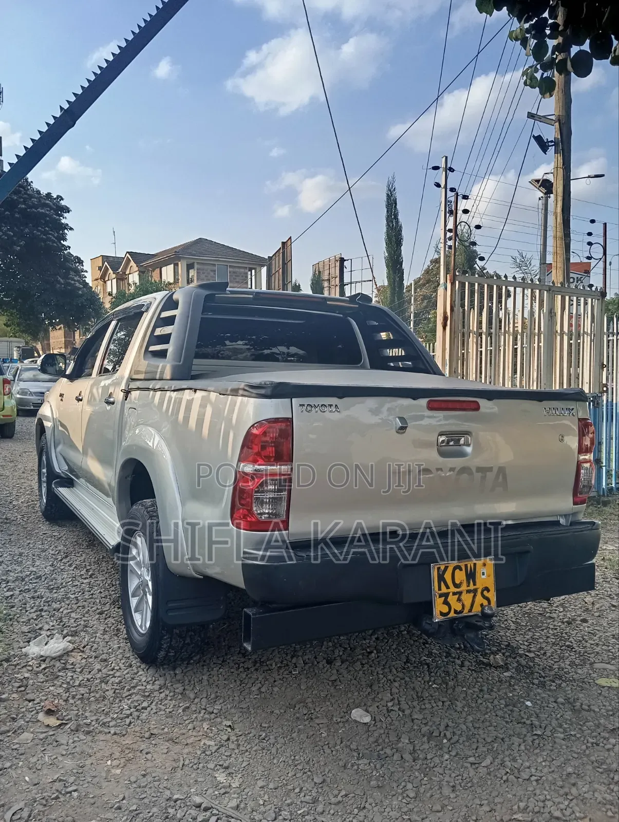Toyota Hilux 2012 Silver