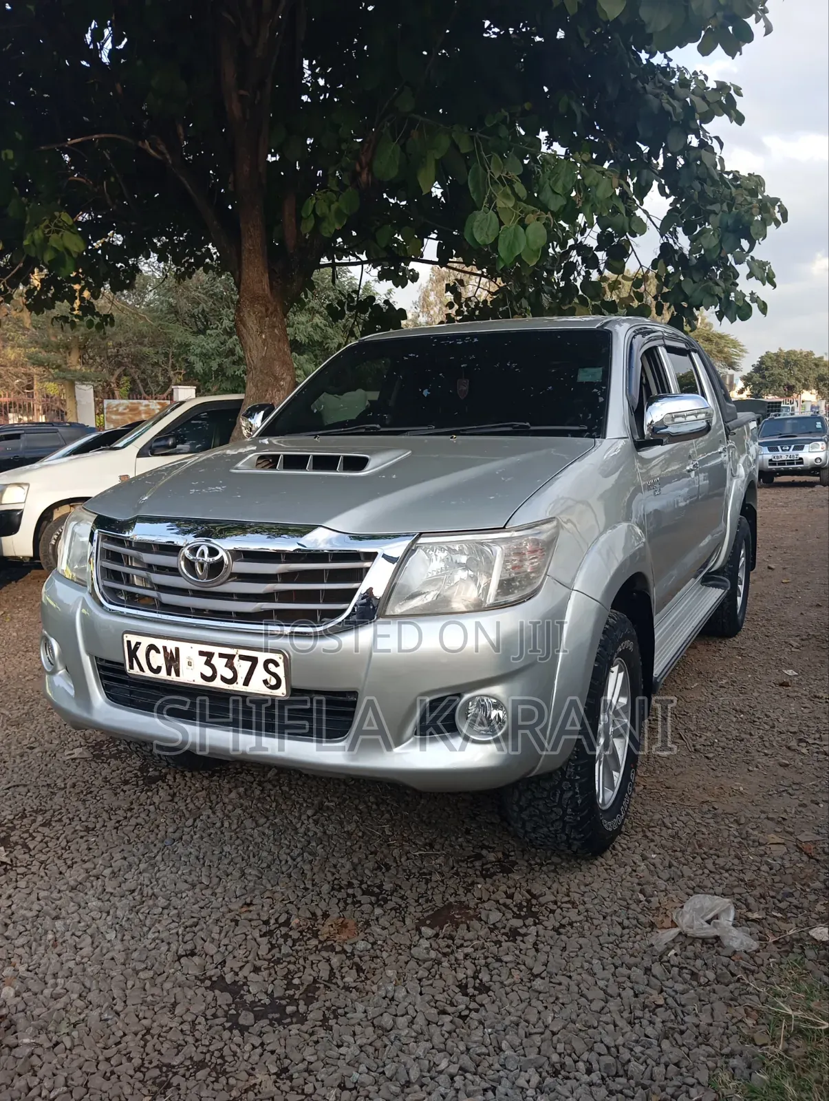 Toyota Hilux 2012 Silver