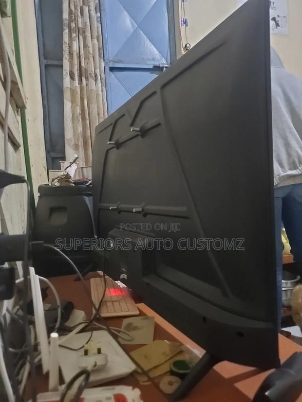 Electronic Equipment on Sale - thumbnail 3