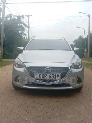Mazda Demio 2017 Silver