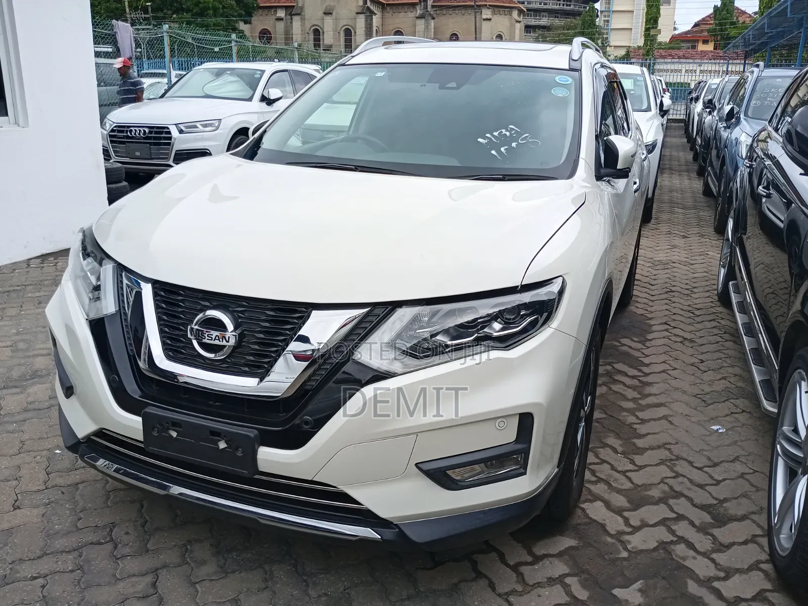 Nissan X-Trail 2.0 Petrol FWD 2019 White