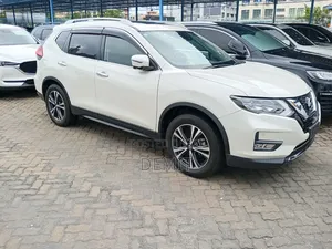 Nissan X-Trail 2.0 Petrol FWD 2019 White