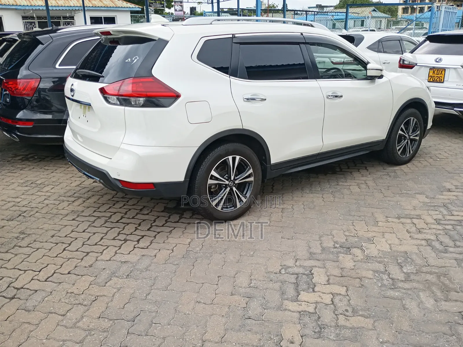 Nissan X-Trail 2.0 Petrol FWD 2019 White