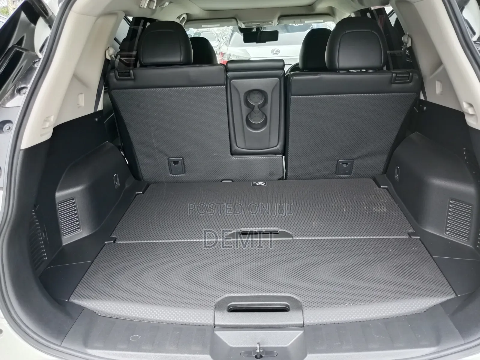 Nissan X-Trail 2.0 Petrol FWD 2019 White