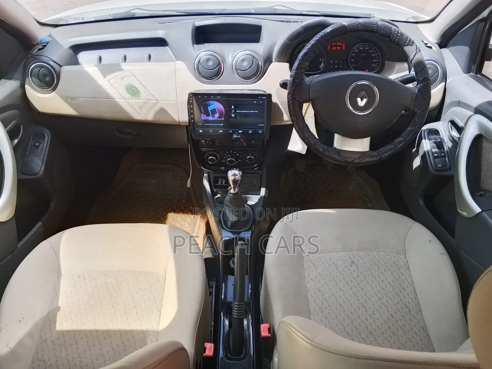 Renault Duster 2014 White