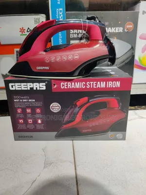 *Geepas Heavy Duty Ceramic Wet and Dry Steam Iron 3100w Gsi24026